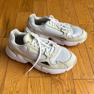 Adidas women’s Falcon low-top sneakers. Size 8